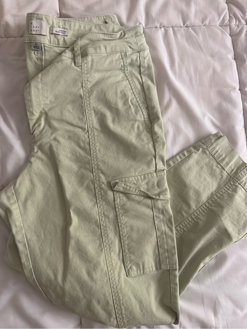 a new day Pastel Green Cargo Cropped Pants
